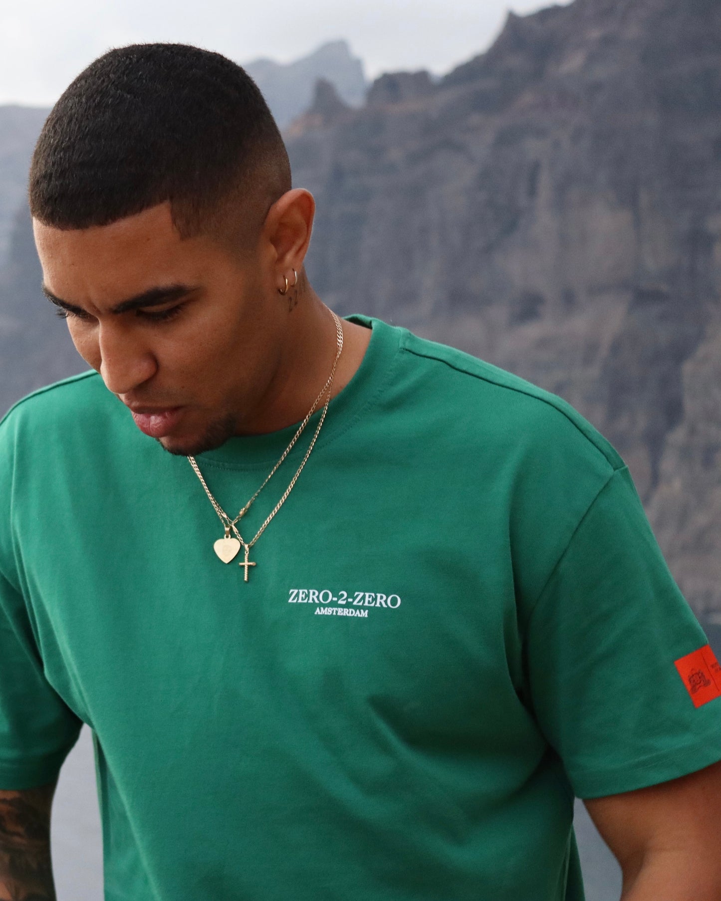 GREEN